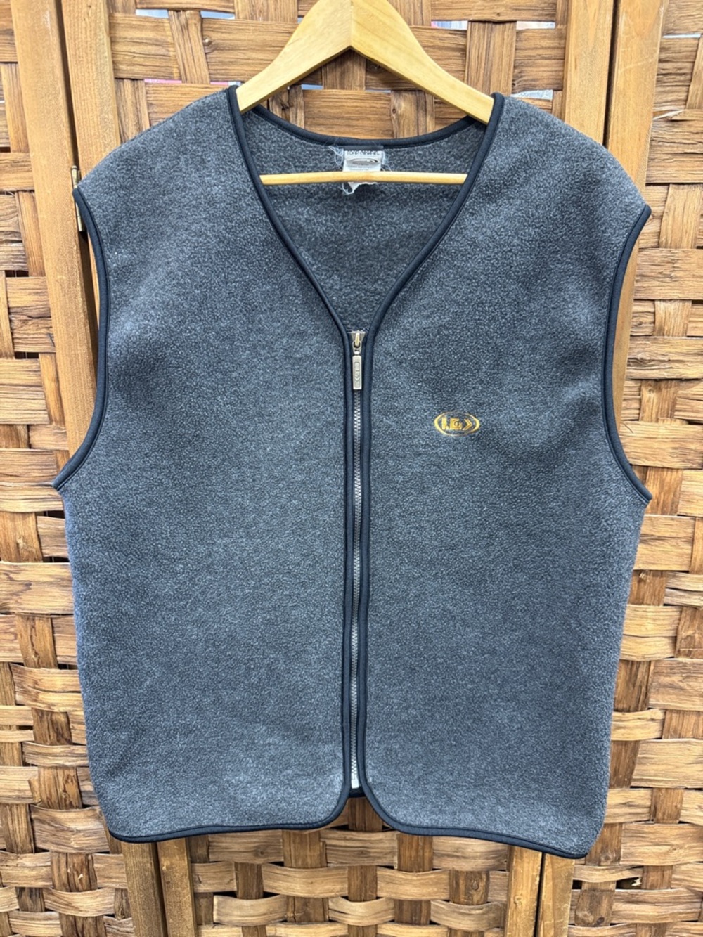 Men's Charcoal Zip-Up Fleece Vest with Subtle Logo